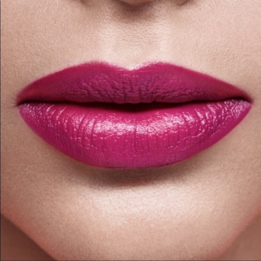 2 Buxom Va Va Plump Shiny Liquid Lipsticks